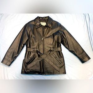 Fitz-Wright woman’s small black Leather jacket